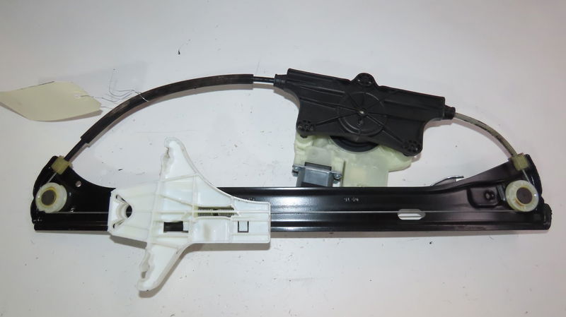 https://www.piecesauto-shop.com/wp-content/uploads/A0001/auto-3/careco1/PCA3G9839461B.jpg