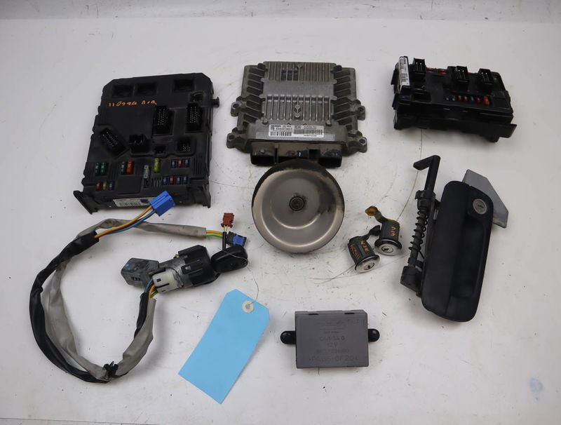 https://www.piecesauto-shop.com/wp-content/uploads/A0001/auto-3/careco1/PCA4162CF.jpg