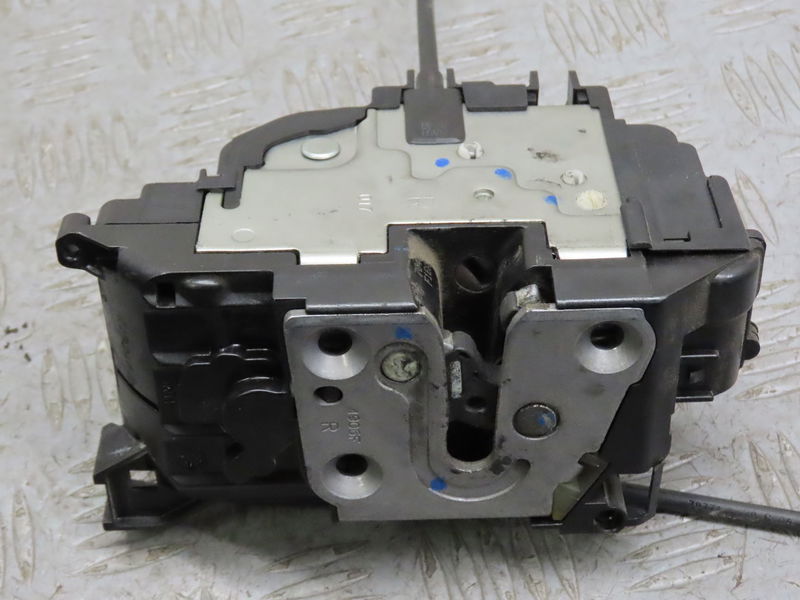 https://www.piecesauto-shop.com/wp-content/uploads/A0001/auto-3/careco1/PCA8200219247.jpg