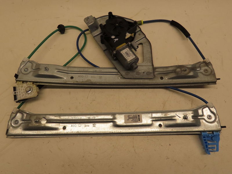 https://www.piecesauto-shop.com/wp-content/uploads/A0001/auto-3/careco1/PCA9673155180.jpg