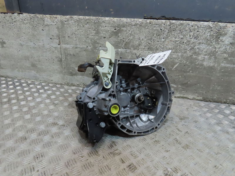 https://www.piecesauto-shop.com/wp-content/uploads/A0001/auto-3/careco2/PCA20CQ74.jpg