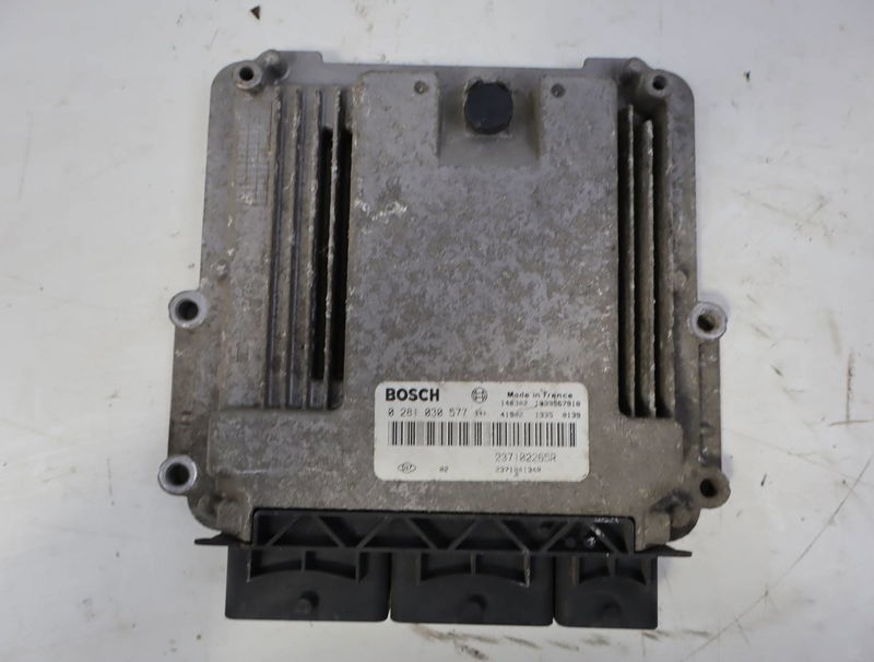 https://www.piecesauto-shop.com/wp-content/uploads/A0001/auto-3/careco2/PCA237104134R.jpg