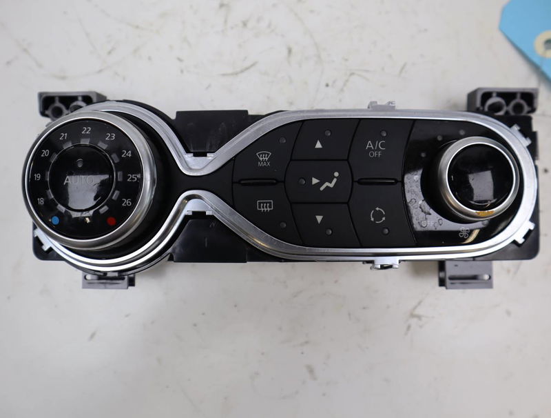 https://www.piecesauto-shop.com/wp-content/uploads/A0001/auto-3/careco2/PCA275102298R.jpg