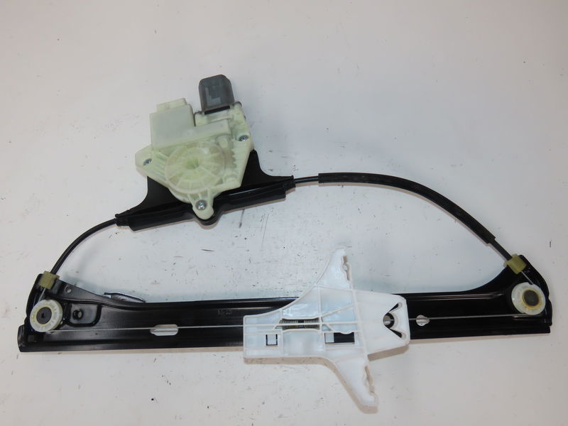 https://www.piecesauto-shop.com/wp-content/uploads/A0001/auto-3/careco2/PCA3G5839462B.jpg