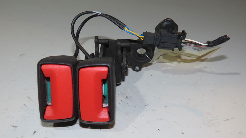 https://www.piecesauto-shop.com/wp-content/uploads/A0001/auto-3/careco2/PCA3V0857739AMNB.jpg