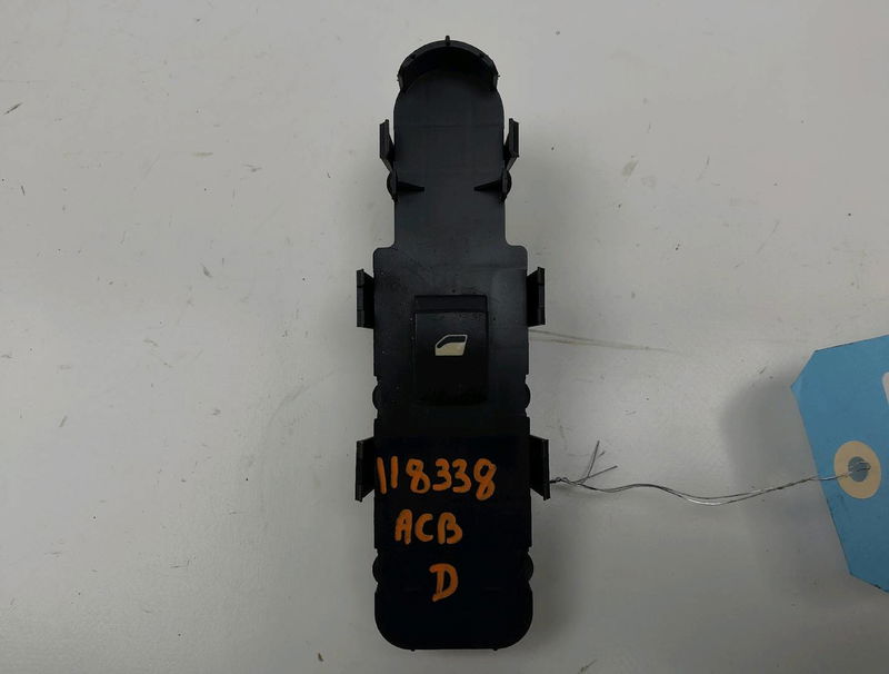 https://www.piecesauto-shop.com/wp-content/uploads/A0001/auto-3/careco2/PCA6554E7.jpg