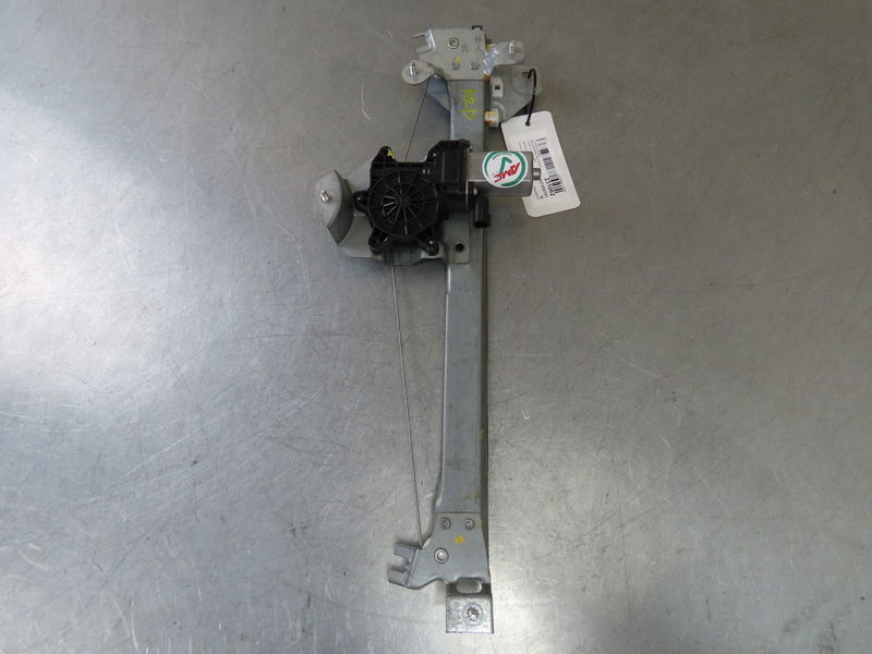 https://www.piecesauto-shop.com/wp-content/uploads/A0001/auto-3/careco2/PCA827206781R.jpg