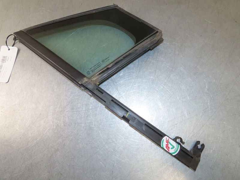 https://www.piecesauto-shop.com/wp-content/uploads/A0001/auto-3/careco2/PCA8569XJ.jpg