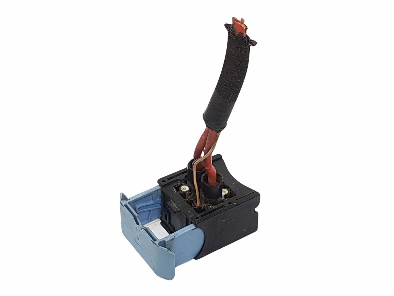 https://www.piecesauto-shop.com/wp-content/uploads/A0001/auto-3/eurofrance24-2/PEUAD121-JJ1019EBY.jpg