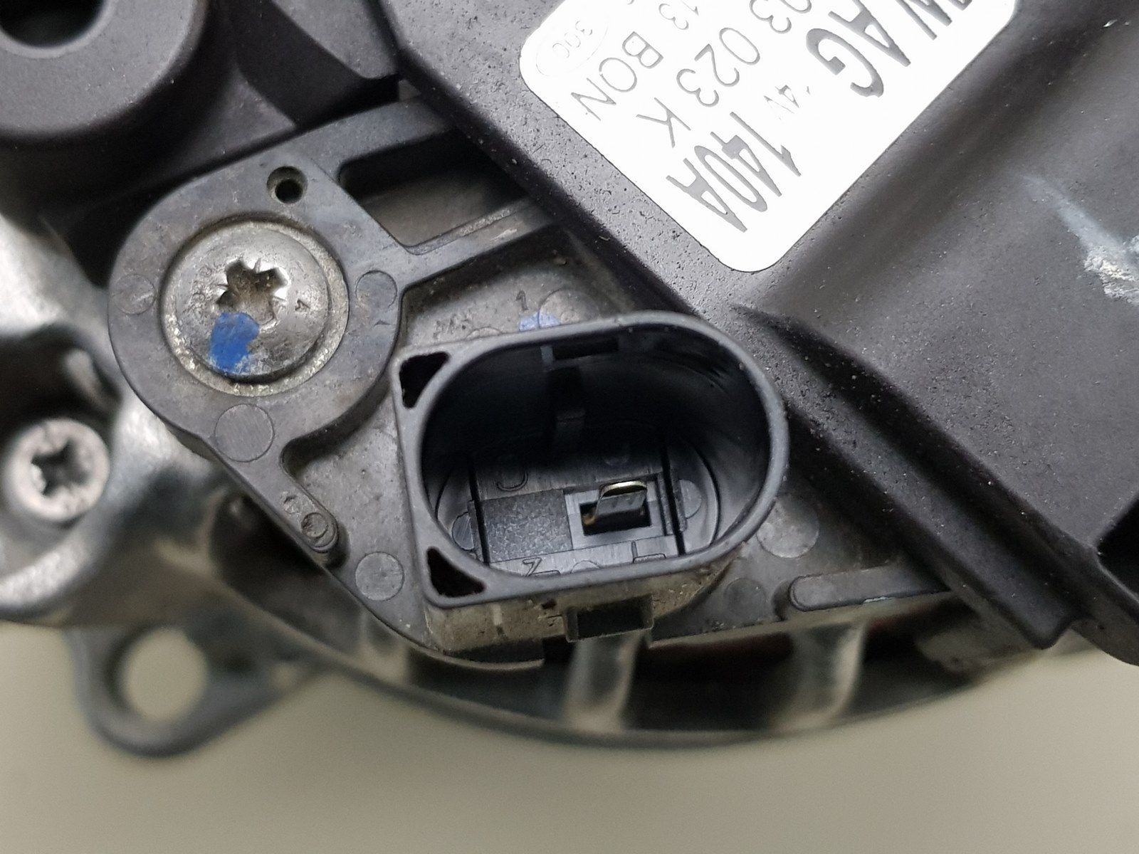https://www.piecesauto-shop.com/wp-content/uploads/A0001/auto-3/eurofrance24-2/PEUAD86-MK1086EBY.jpg